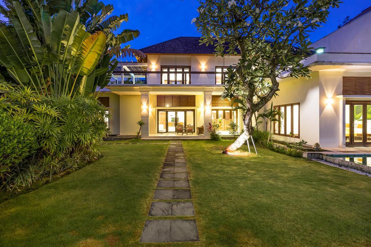 Bali Villa Lotus Seminyak  Luaran gambar